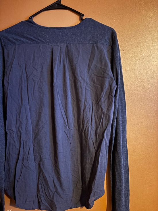 Theory Heathered Blue Long-Sleeve Layered Hem Tee - Picture 6 of 7